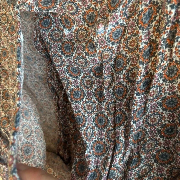 American Eagle Outfitters Women’s Multicolor Floral Blouse Size M NWOT V Neck - Picture 5 of 14